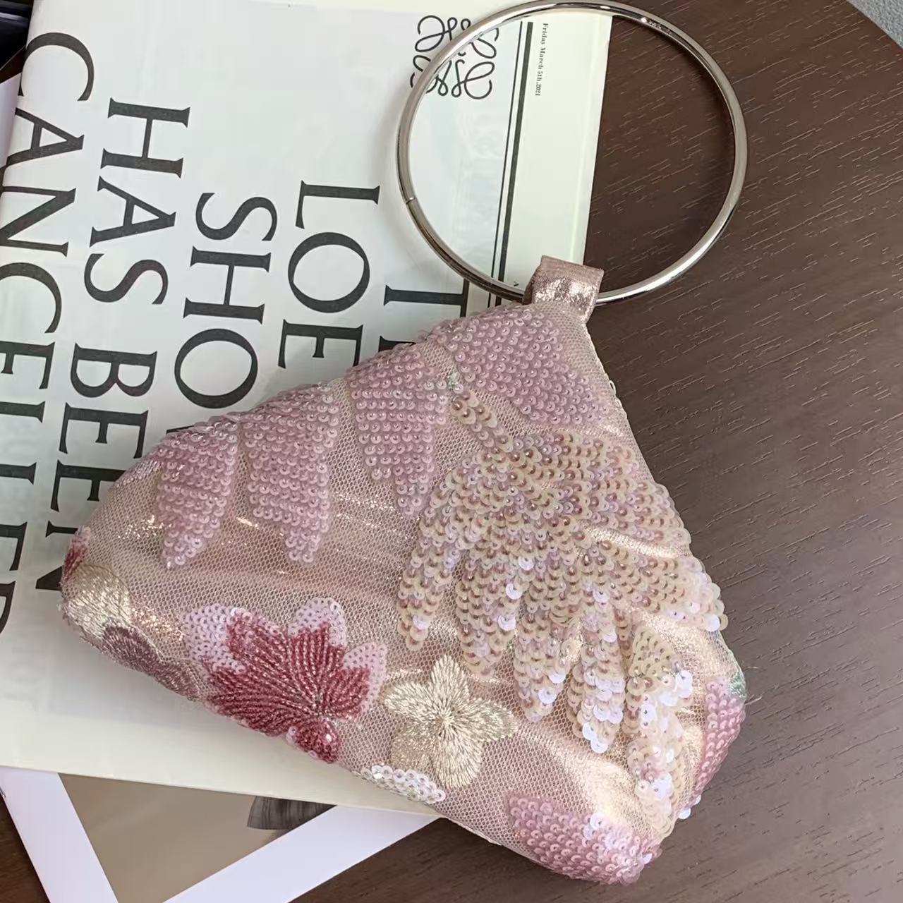 핑크 꽃무늬 자수 이브닝 백 새로운 중국 스타일 핸드백 - Embroidery Ring 리뷰 및 가격