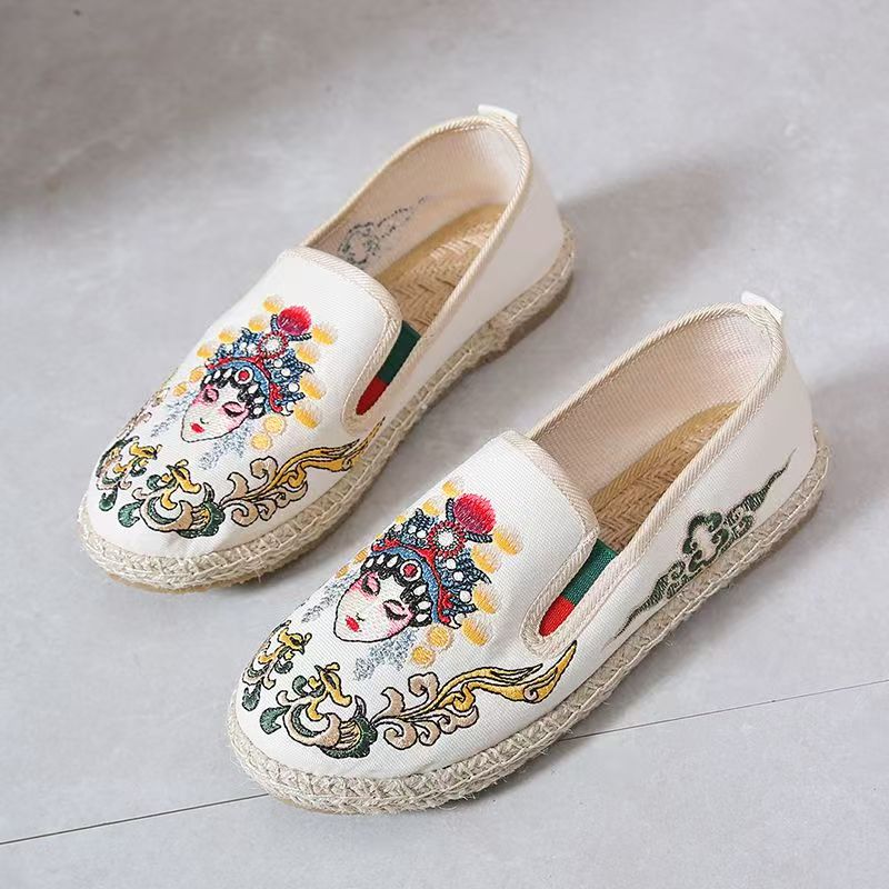 여성 플랫 솔 자수 천 신발 봄 가을 새로운 부드러운  - Embroidery Cloth 리뷰 및 가격