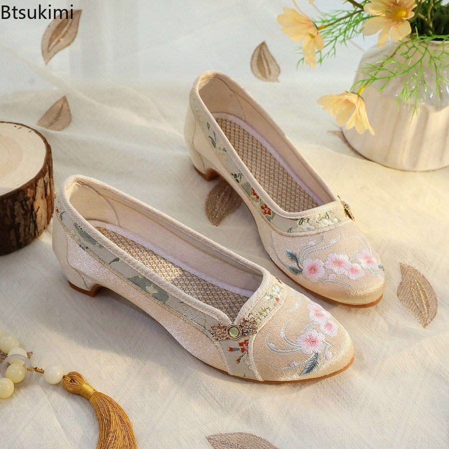 2026 새로운 여성 신발 민족 스타일 자수 올드 베이 - Embroidery Simple 리뷰 및 가격