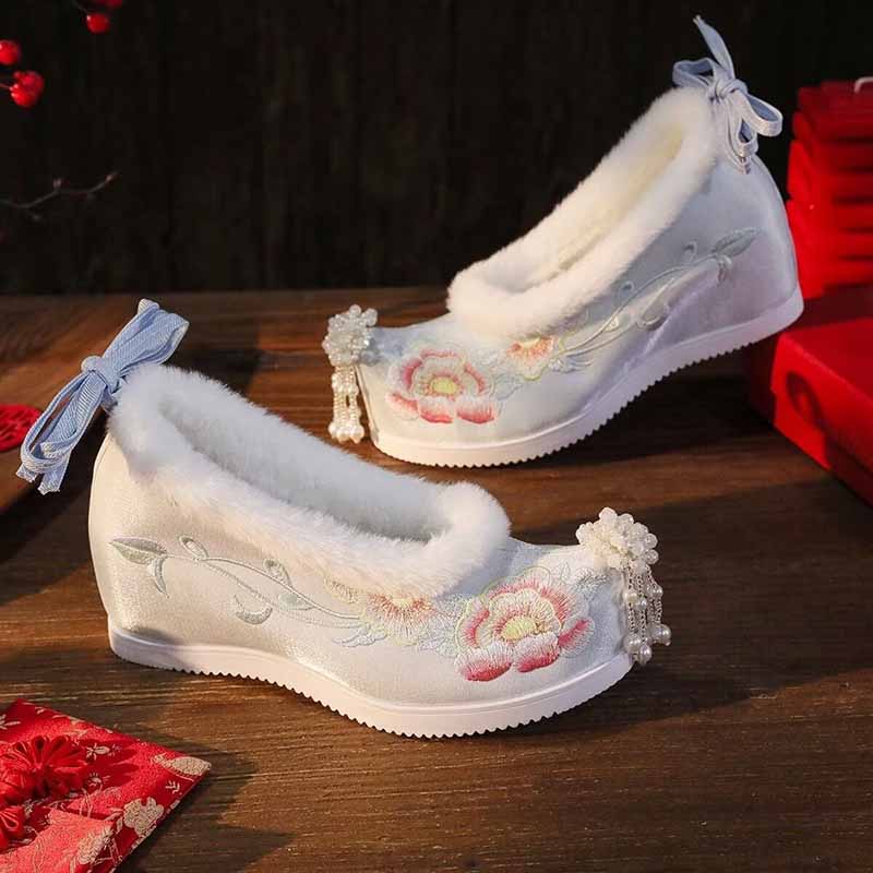 여성 플러스 사이즈 41 #   한복 자수 신발 중국  - Embroidery Cloth 리뷰 및 가격