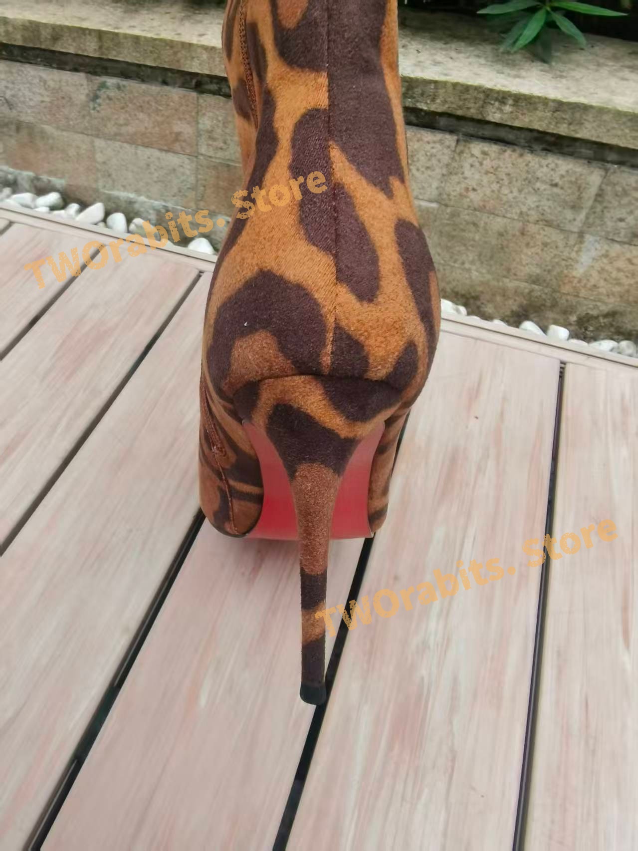 레오파드 프린트 니 부츠 포인트 토 얇은 굽 스웨이드  - Embroidery Designer 리뷰 및 가격