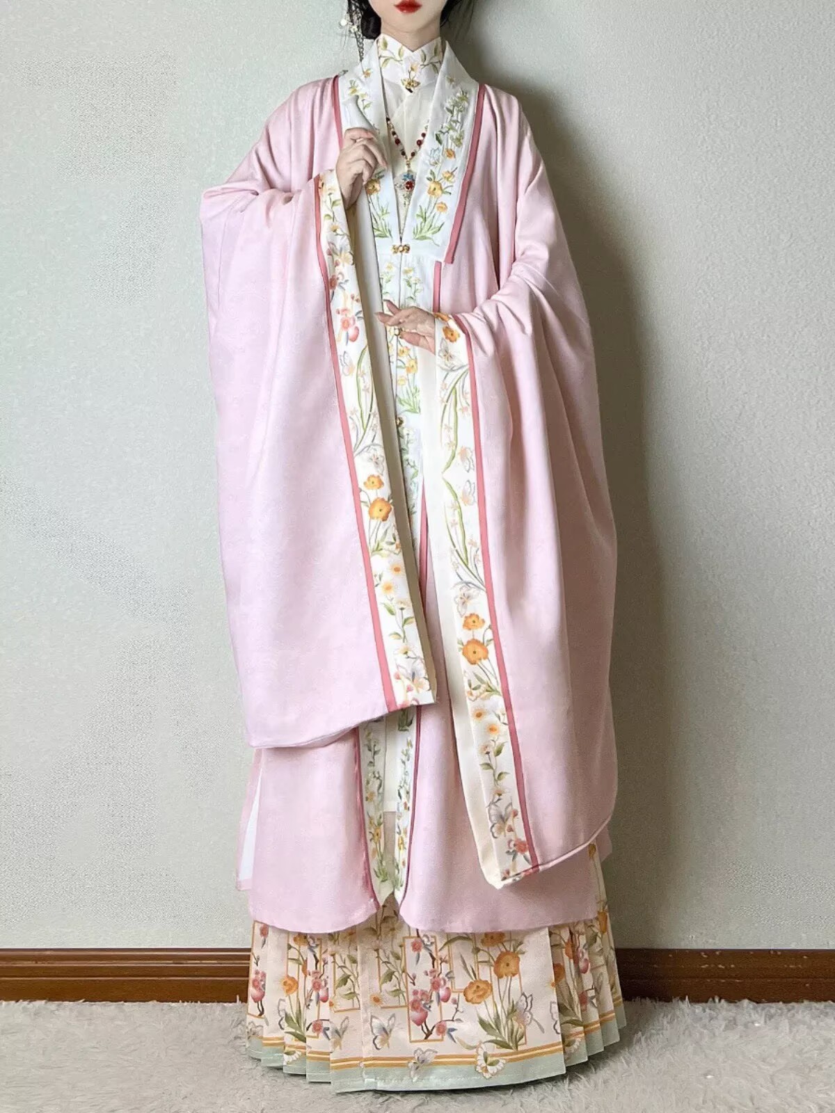 명나라 시대 한푸 의상 여성용 중국풍 빈티지 자수 앞단 - Embroidery Horse 리뷰 및 가격