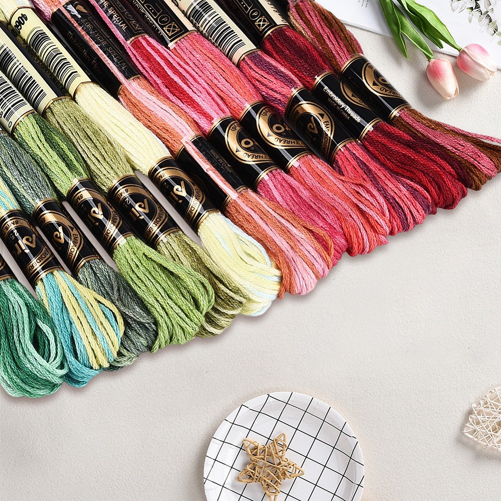 105야드 스티치 자수실 6합 다양한 색상의 우정실 폴 - Embroidery Thread 리뷰 및 가격
